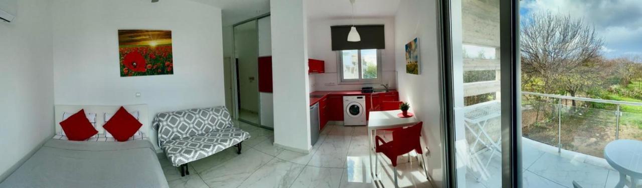 Dream- Downtown-Studios Paphos Ngoại thất bức ảnh
