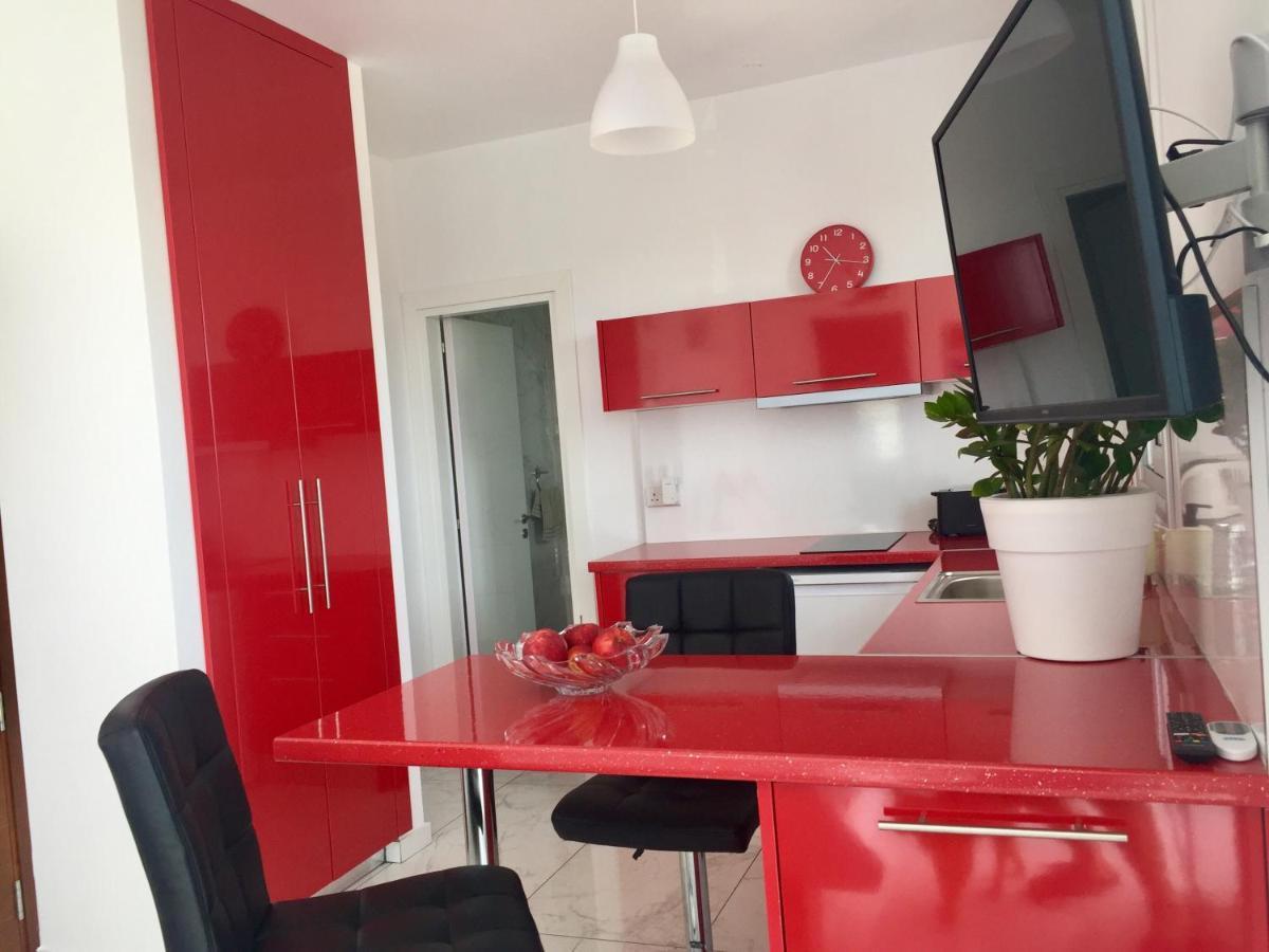 Dream- Downtown-Studios Paphos Ngoại thất bức ảnh