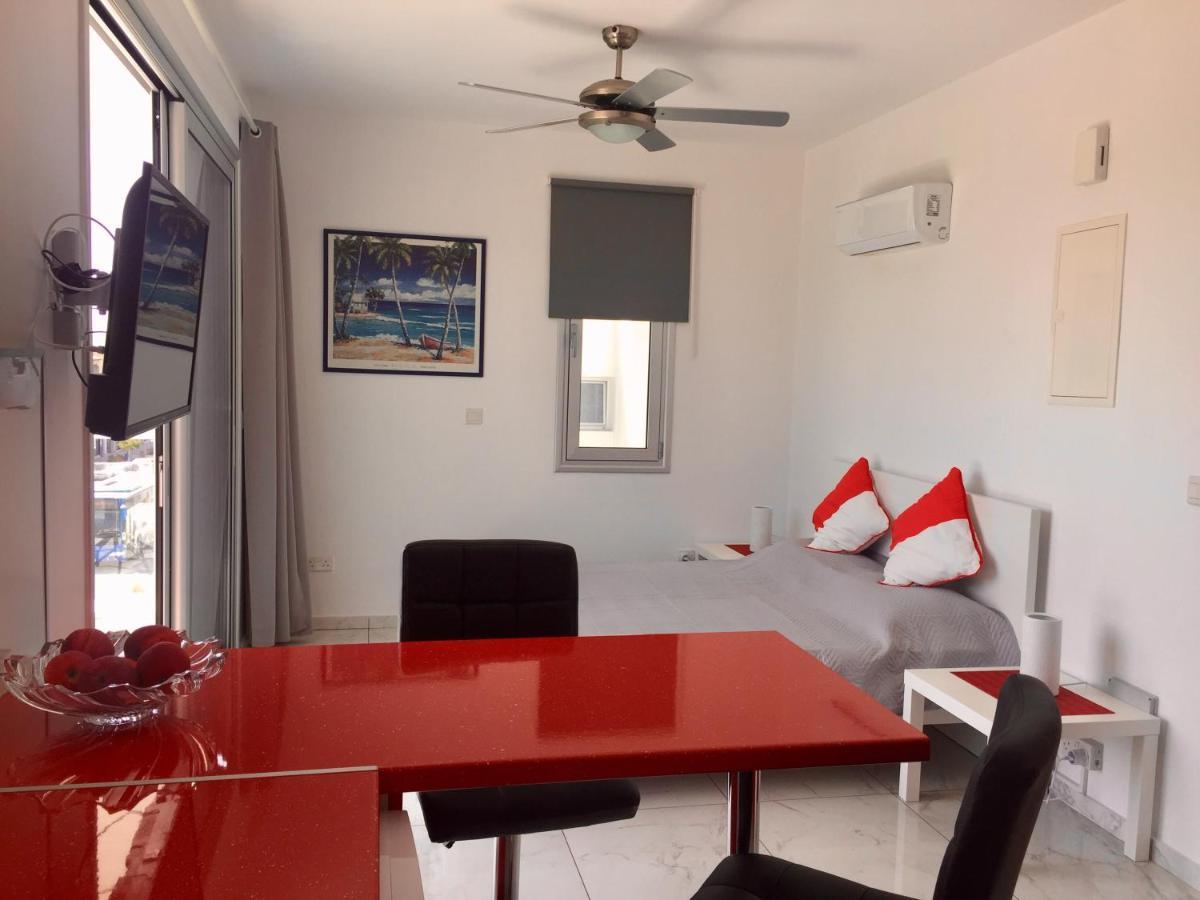 Dream- Downtown-Studios Paphos Ngoại thất bức ảnh