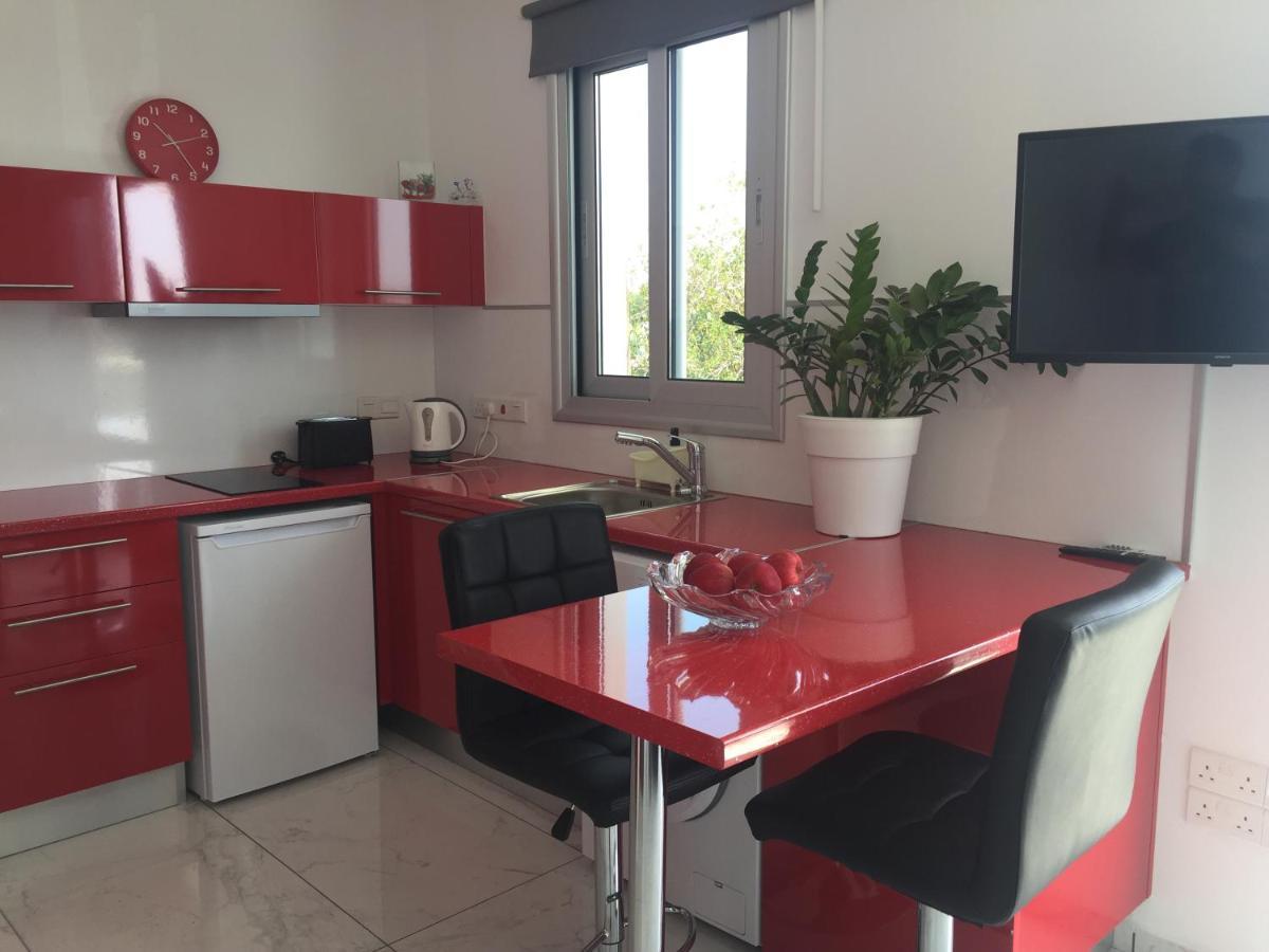 Dream- Downtown-Studios Paphos Ngoại thất bức ảnh