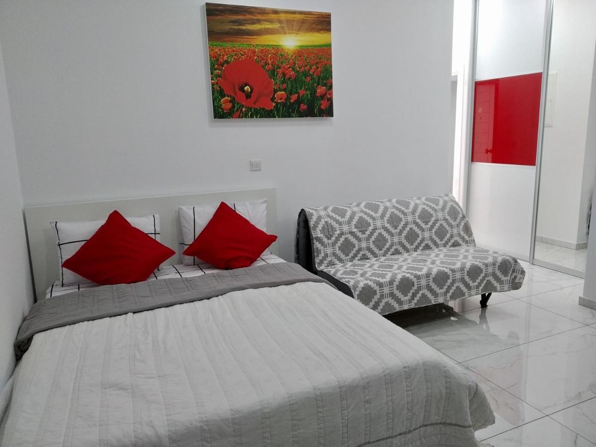 Dream- Downtown-Studios Paphos Ngoại thất bức ảnh
